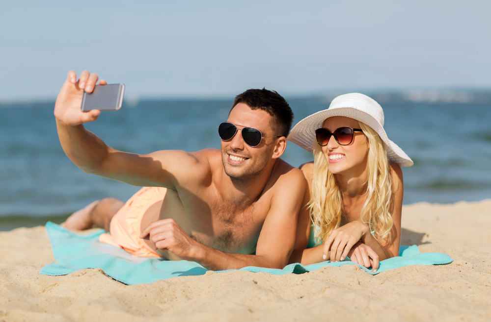 Das Smartphone gehört zum Urlaub für die meisten dazu – da braucht es auch Internet