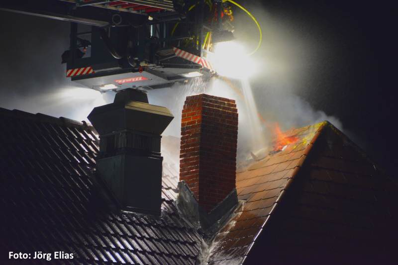 Drei Sylter Feuerwehren kämpften gegen die Flammen