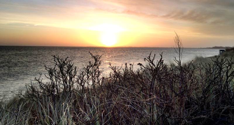 Am Montag zu Tagesbeginn auf Sylt kann die Sonne durchkommen